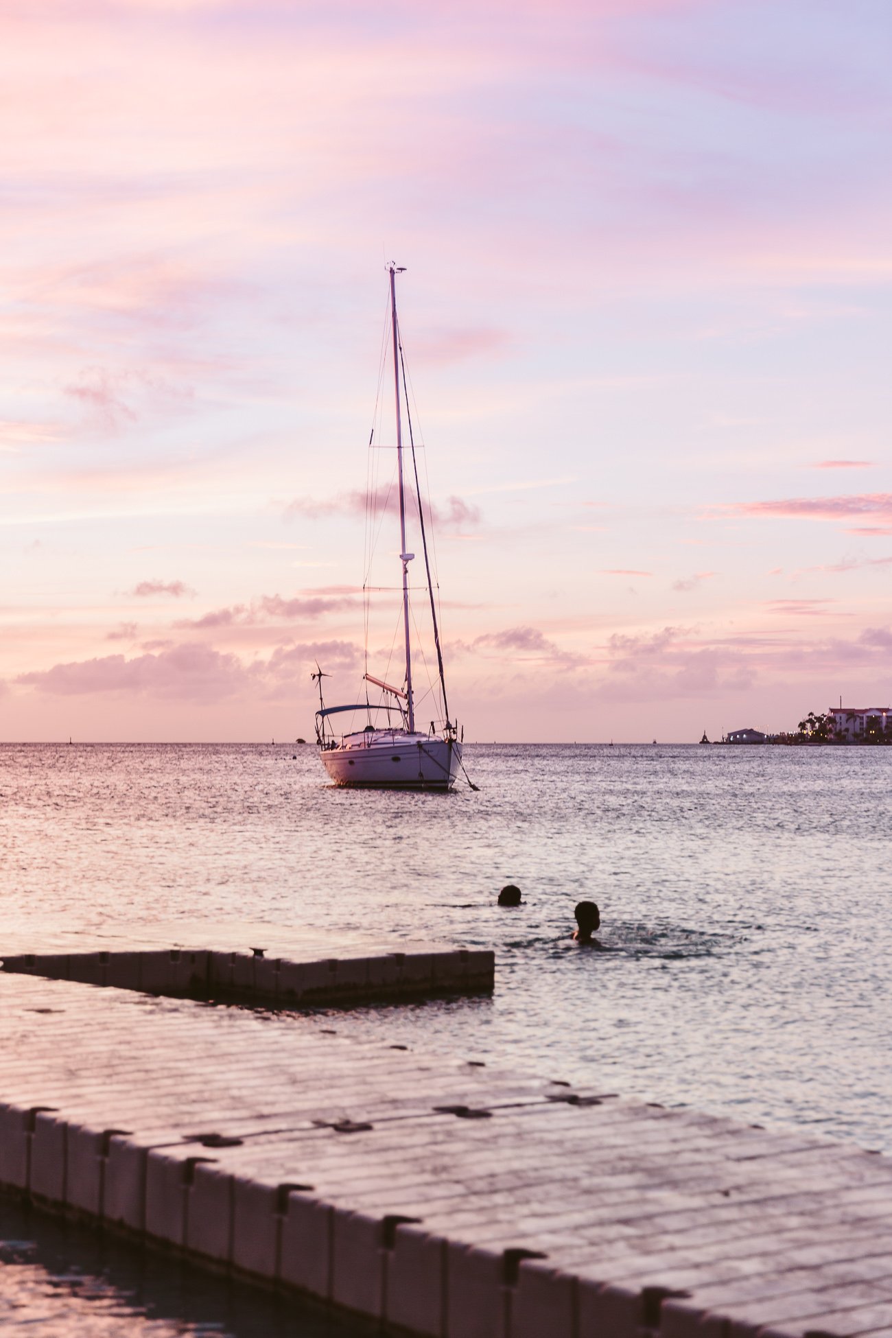 Sunset in front of Barefoot Restaurant Aruba