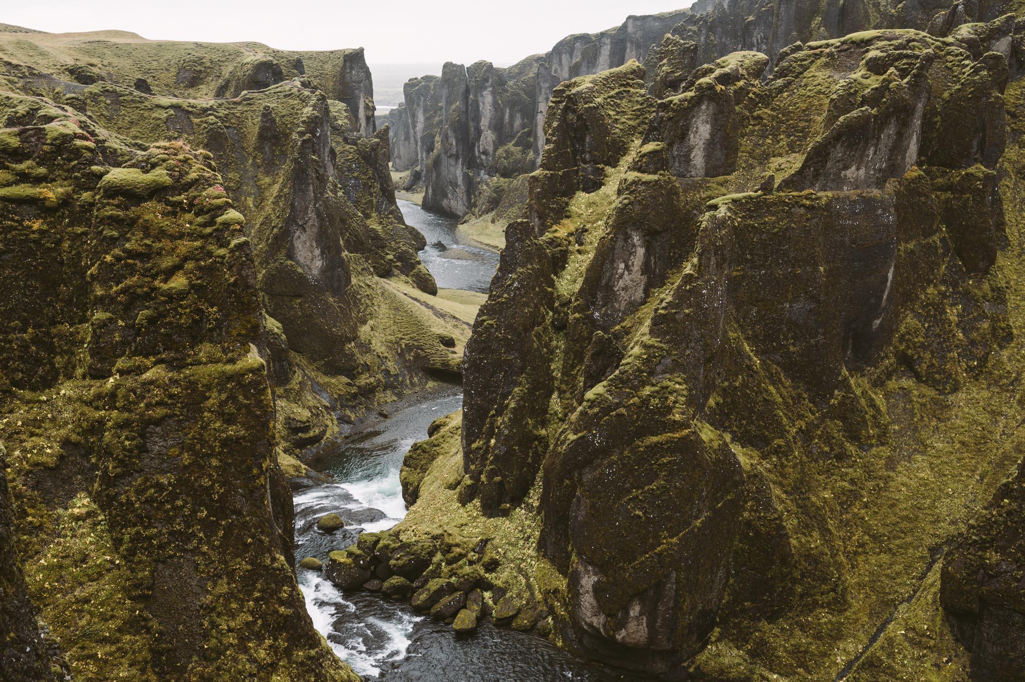 Fjaðrárgljúfur Canyon