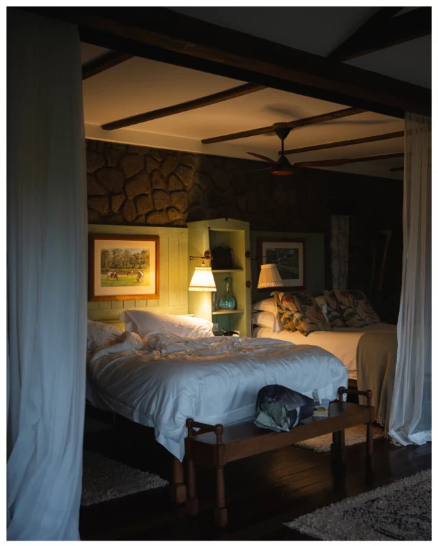 This place came to a rescue when all things failed: @gibbs_farm in Karatu, Tanzania 🇹🇿  (On safari with @unikat.afrika and @couchsafaripodcast | Advertisement)  Let’s just say our arrival in Tanzania didn’t go as planned... 🫠  We had booked our flights so that we would arrive in Arusha early morning with a solid plan to drive to Lake Eyasi first thing and then go fly camping with the Hadzabe tribe.  A few days ahead of the trip our flight from Addis to Kilimanjaro got pushed back two hours, so @unikat.afrika arranged for us to be shuttled directly to the fly camp, where they set up a bush bucket shower just for us (knowing we would want to shower after the long flight).  So far so good.  Then the day came and I flew to Addis and when I landed at 3am in the morning the news came delivered directly to my phone. The flight had been pushed back another 5 hours and would now only land in Kilimanjaro shortly before sunset.  A quick call for help to @unikat.afrika followed and they were on it. Everything had to be shuffled around and reorganized.  Not much later they sent us the confirmation that our pickup was changed and that we would stay at the wonderful @gibbs_farm and could rest for a night before continuing on to Lake Eyasi the next morning. Phew 😅  So if you ever find yourself in Karatu (no matter at what hour), @gibbs_farm is a beautiful place to stay and also an ideal starting point for an exploration of Ngorongoro crater—which we then also visited the next day.  In any case it’s good to have an experienced travel partner at hand for trips like these, that can be challenging to organize. A huge thanks goes to Anke and Marius from @unikat.afrika for making all the arrangements on such short notice and making sure we were taking care of 🙌🏼  To be continued (with more things that went a bit sideways 😅).